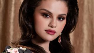 Selena Gomez luce su naturalidad y elegancia en la publicación de la revista Vogue