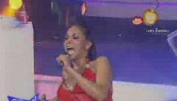 En 'Canta si puedes' Rosa Elvira Cartagena es atacada por un cangrejo 