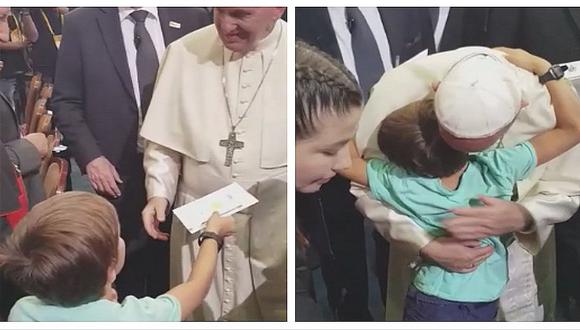 Niñito chileno recibe autógrafo del papa Francisco y hasta lo abrazó (VIDEO)
