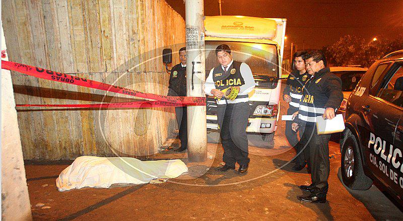 San Martín: presunto pandillero muere desangrado en plena calle (VIDEO)