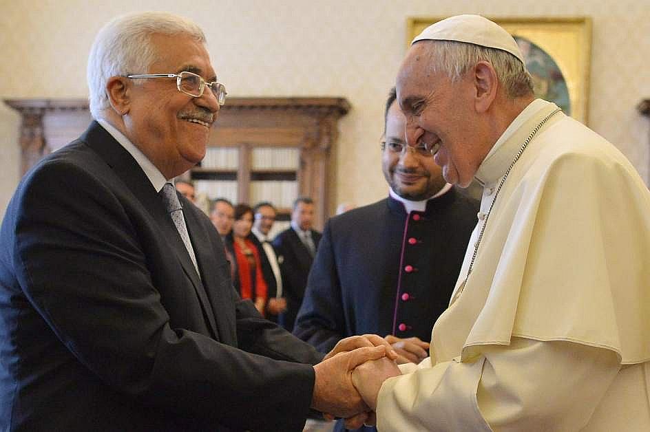 Abas inaugura embajada palestina en el Vaticano junto a la de Perú