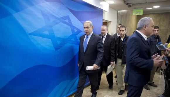 Netanyahu buscaría evitar pena de muerte por montones en Israel