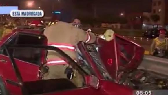 La Victoria: Policía herido deja choque de auto con furgoneta municipal [VIDEO]