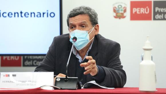 El ministro de Salud, Hernando Cevallos, anunció que la primera quincena de enero de 2022 llegará el primer lote de vacunas para inmunizar a niños de5 a 11años de edad. (Foto: GEC)