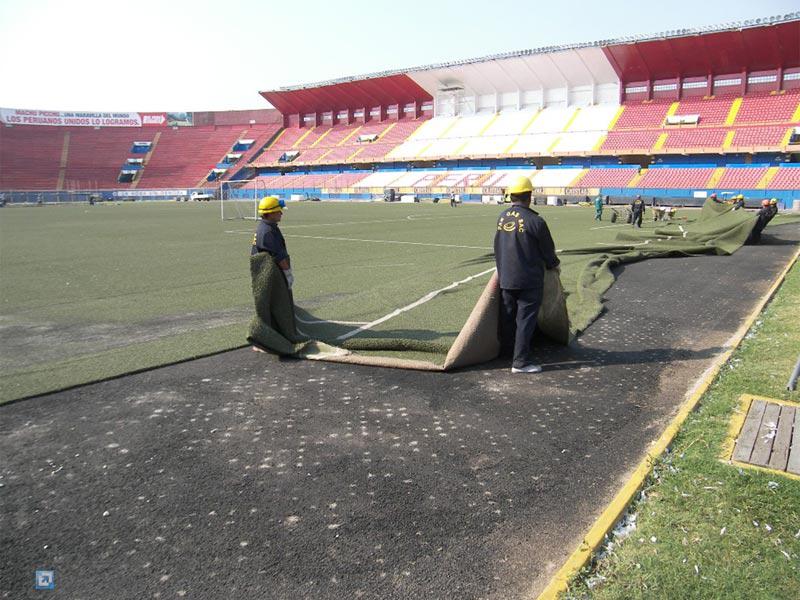 Estadio Nacional luce su nuevo césped natural 