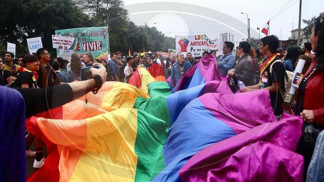 Así se vive la Marcha del Orgullo LGBTI en las calles de Lima | FOTOS