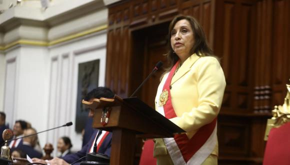 Dina Boluarte asumió como mandataria luego de que se vacara a Pedro Castillo. | Crédito: Congreso / Víctor Vásquez