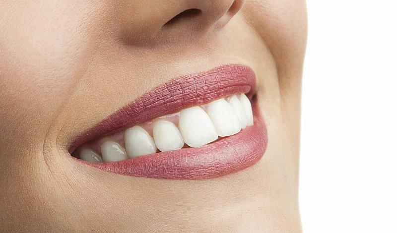 7 efectos del estrés en la salud bucal