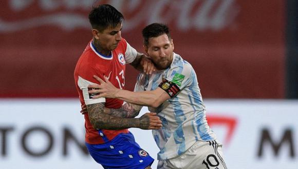 Argentina empata con Chile y sigue como escolta de Brasil en las Eliminatorias. (Foto: AFP)