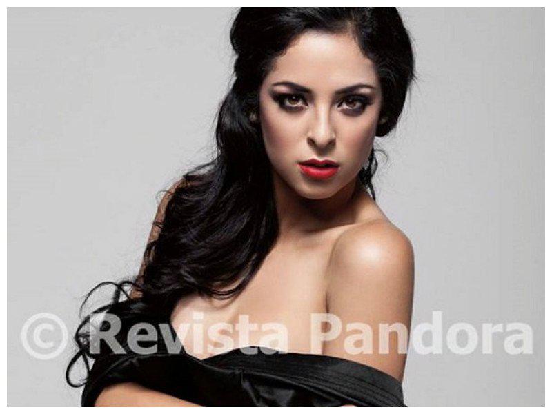 ¡Andrea Luna nos muestra su lado más sexy!