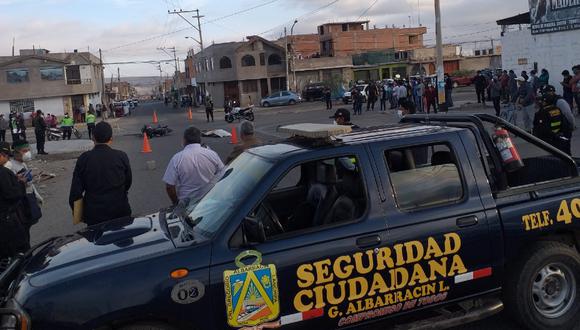 Tacna: Motociclista que trabajaba como analista en la Caja Tacna muere tras impactar con camión en el distrito de Gregorio Albarracín. (GEC)