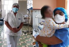 Enfermeras del Hospital del Niño sustituyen a madres de pacientes en los momentos difíciles de la pandemia