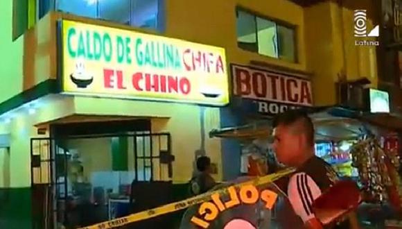 San Juan de Lurigancho: "marcas" asaltan a papá e hijo en chifa y deja un muerto (VIDEO)