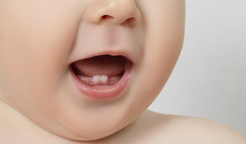 7 mitos sobre los “dientes de leche” de los menores de edad