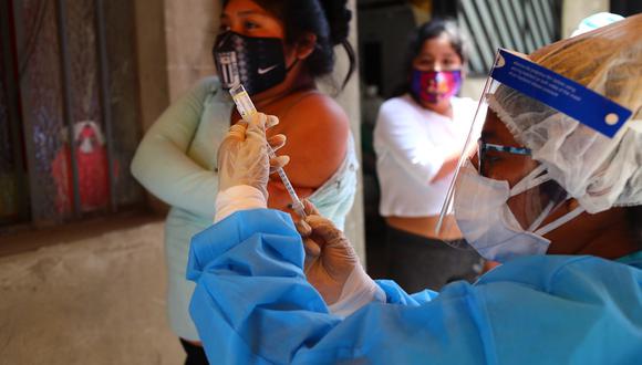 Municipalidad de Lima y el Ministerio de Salud, realizarán una campaña de vacunación contra la difteria, el neumococo y la influenza dirigida a menores y adultos del Cercado de Lima.(Foto: Hugo Curotto/GEC)