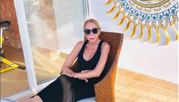 Laura Bozzo disfruta sus vacaciones en Acapulco