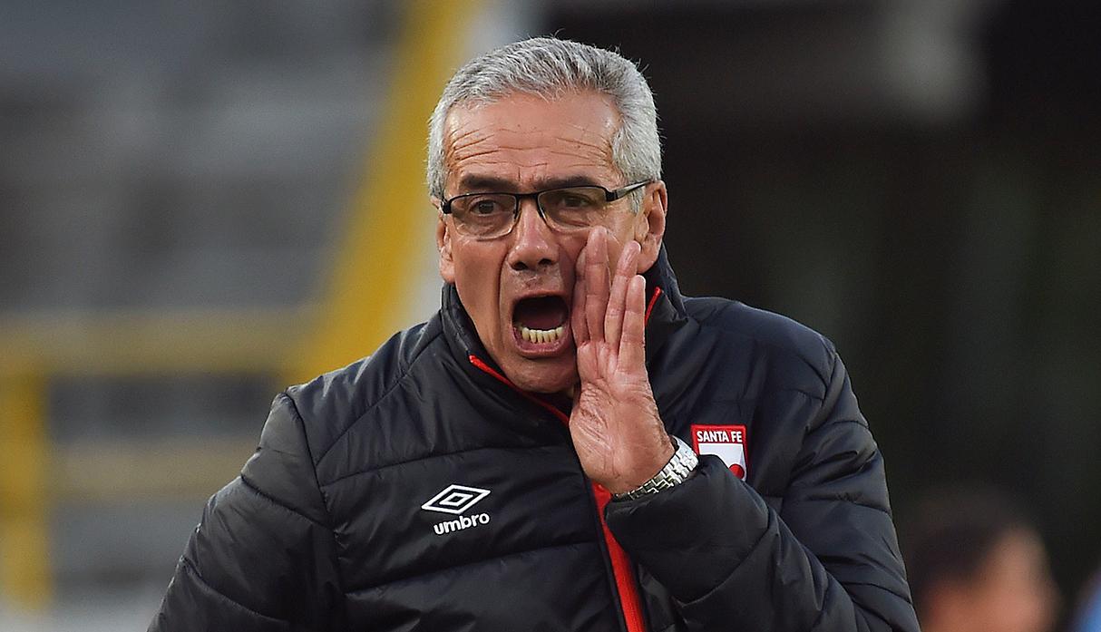 Gregorio Pérez, entrenador uruguayo que dirigió a Independiente Santa fe de Colombia, es el nuevo técnico de Universitario de Deportes. (Foto: AFP)