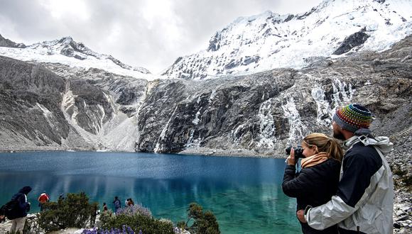 La laguna 69 alberga gran cantidad de turistas. Está en Parque Nacional Huascarán, Áncash. (Foto: Flor Ruíz)