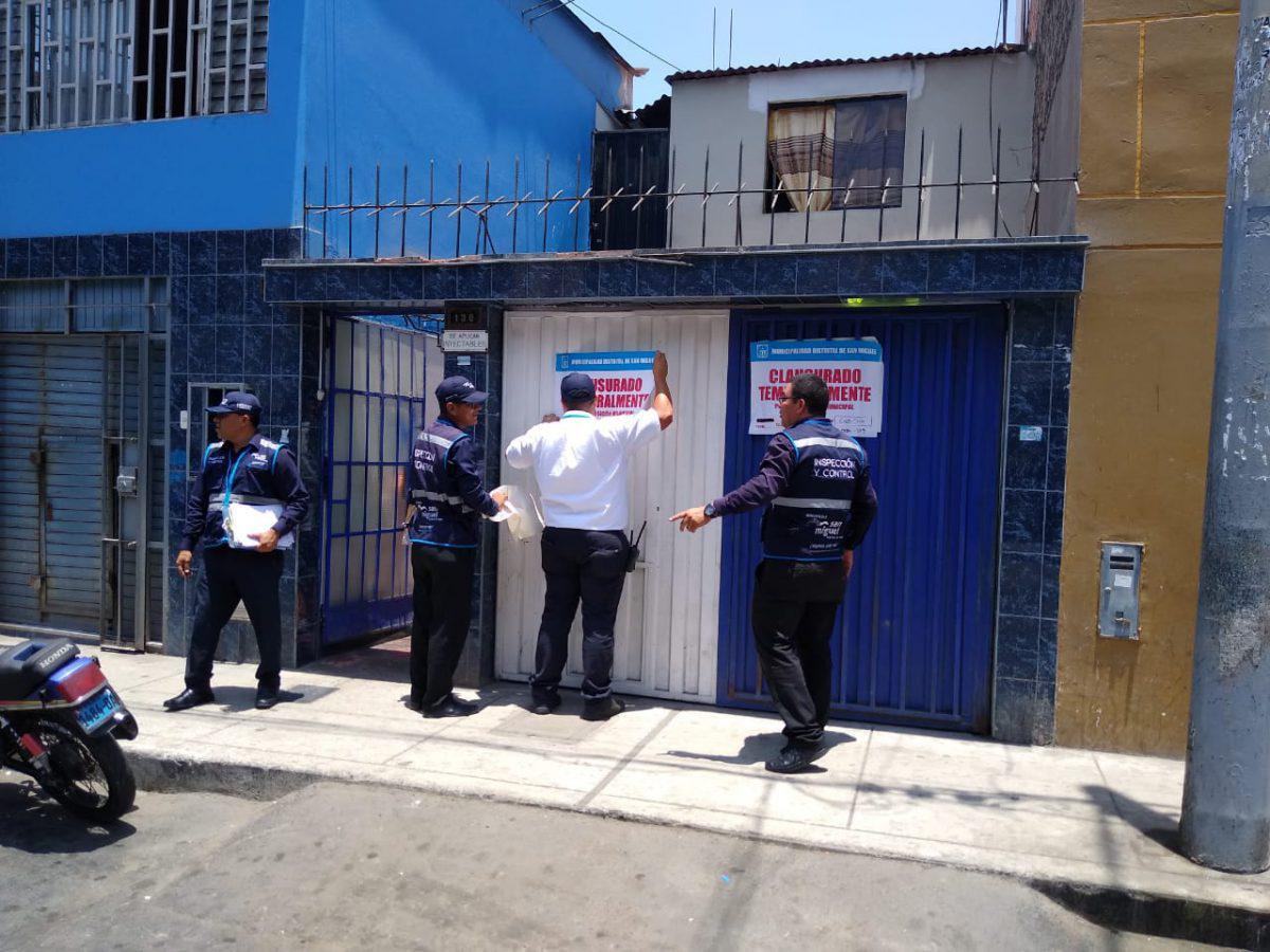 La Municipalidad de San Miguel clausuró este sábado tres locales de venta de gas doméstico por no tener licencia de funcionamiento. (Foto: Municipalidad de San Miguel)