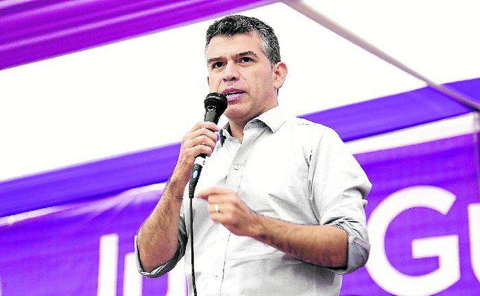Julio Guzmán denuncia “mano negra” del Jurado para anular su candidatura