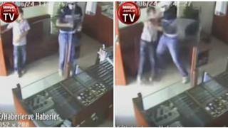 YouTube: pequeño karateca se enfrenta a ratero y frustra asalto en joyería (VIDEO)