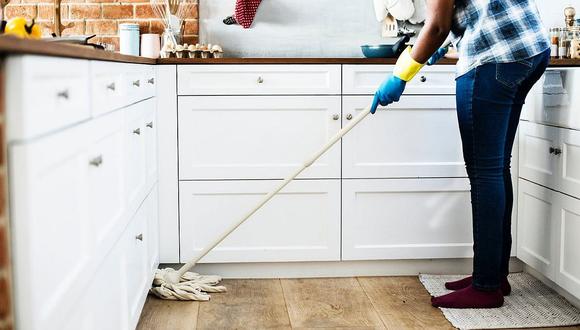 Hombre pagará 173 mil dólares a exesposa por hacer labores de casa en 30 años de matrimonio