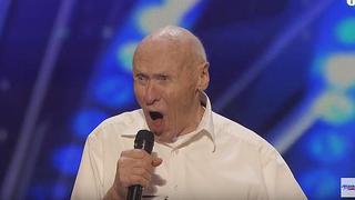  Abuelo rockero de 82 años canta el heavy metal como los grandes [VIDEO]