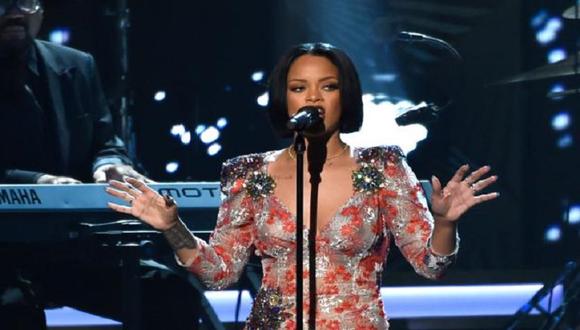 Grammy 2016: Rihanna no se presentó en el escenario por ataque de histeria