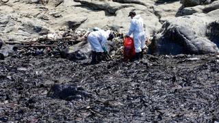 Ventanilla pide al Gobierno declarar en emergencia ambiental el distrito tras derrame de petróleo en playas