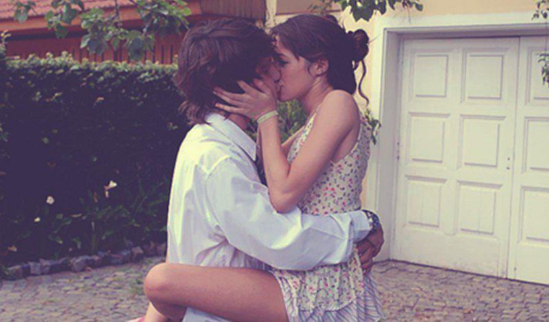 4 tips de lujo para besar como una experta a tu pareja