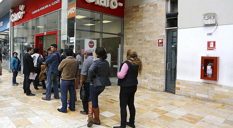 Apagón telefónico: Cancelan más de un millón de celulares