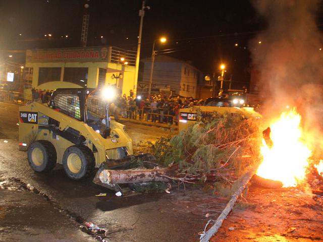 La Oroya: Suspenden paro y desbloquean Carretera Central [FOTOS] 