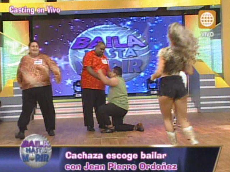 'Gordito' se cayó y quedó en shock porque Cachaza lo escogió para bailar [VIDEO] 