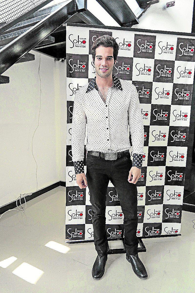 “Potro” enfrenta  a parejita