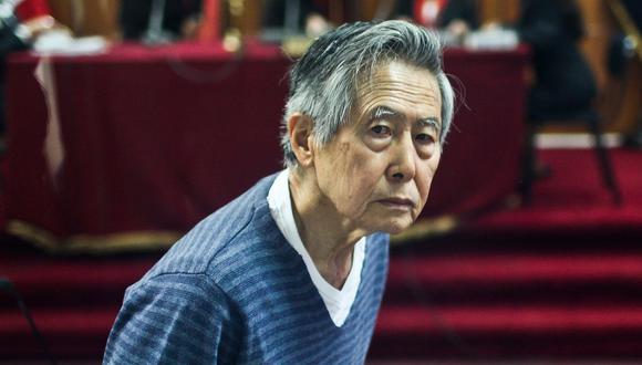 Alberto Fujimori es internado en clínica por dolencia en la columna 