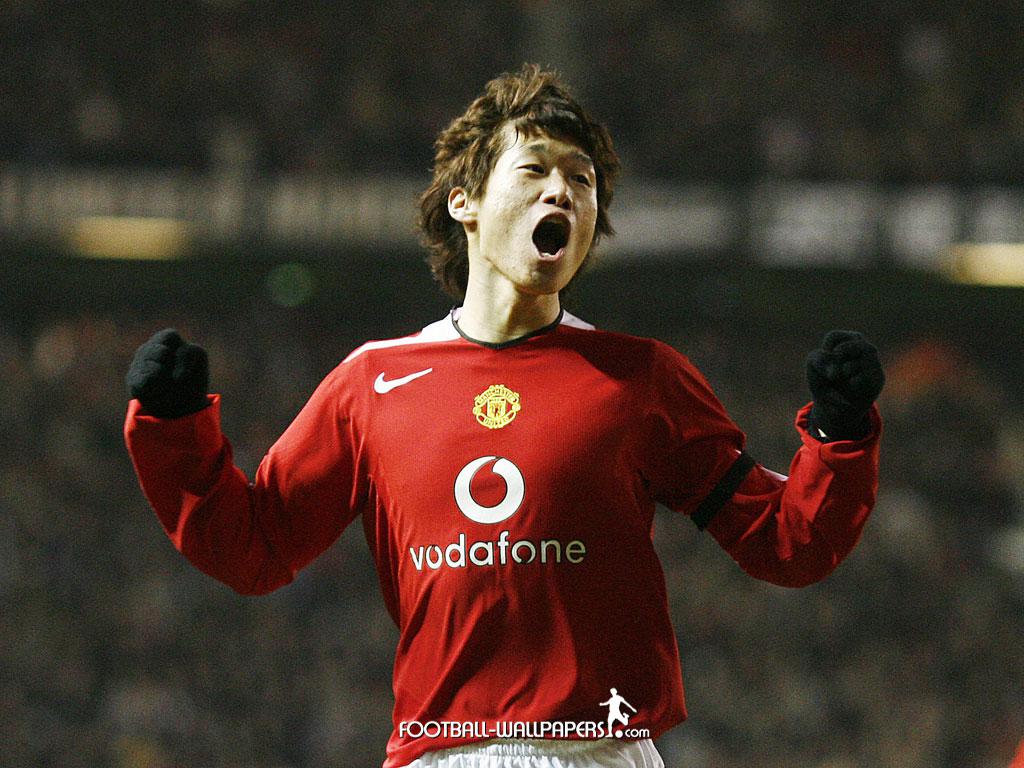Surcoreano Park, del Manchester United, deja el fútbol internacional 
