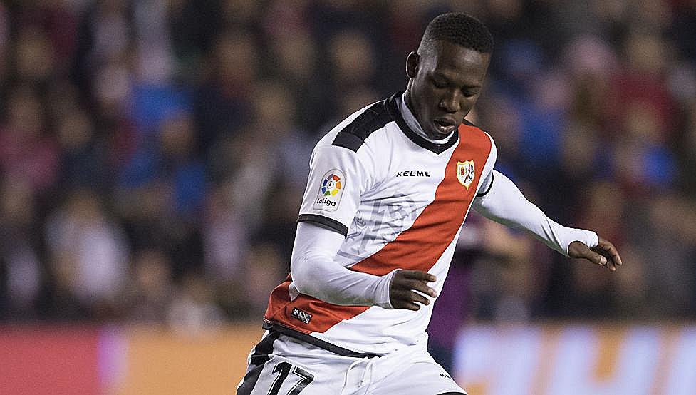 ​Advíncula está feliz de seguir en el Rayo Vallecano y sueña con el ascenso