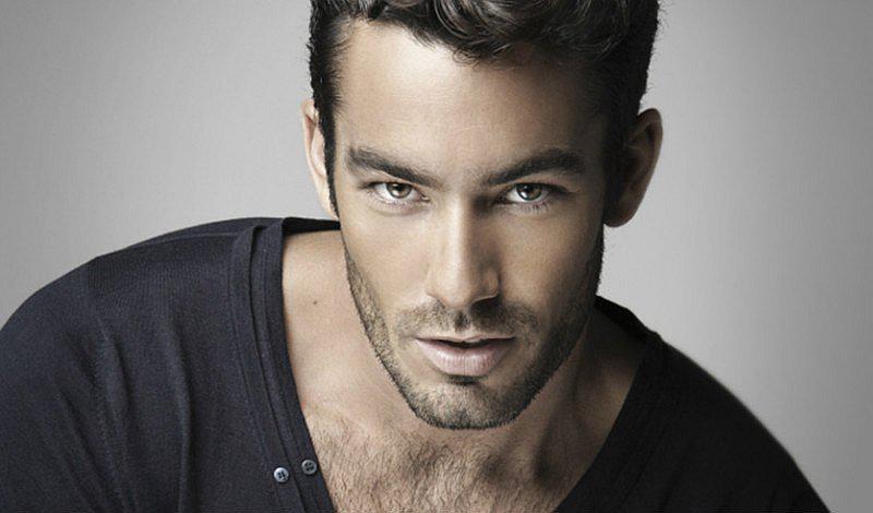 ¡Qué fuerte! Aarón Díaz remece las redes con sexy foto