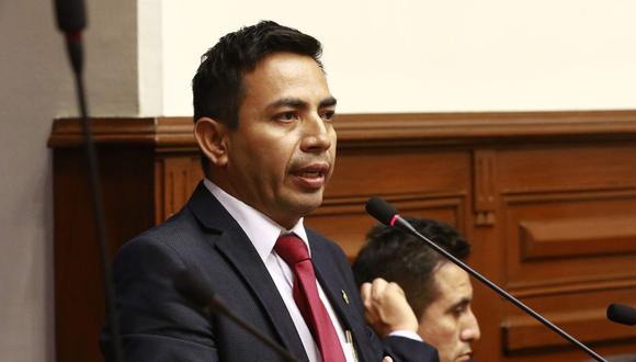 El legislador César Gonzales Tuanama afirmó que el mandatario Martín Vizcarra “está discapacitado moralmente”. (Foto: GEC)